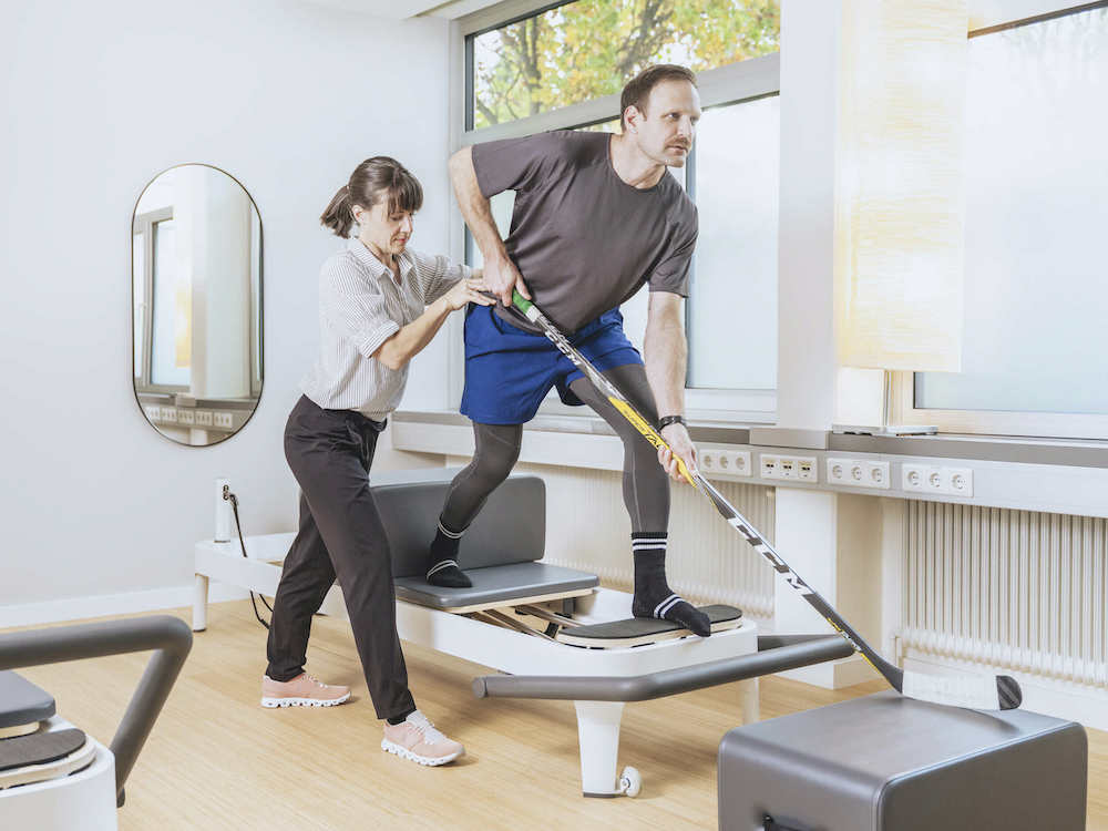 Move Physio in Lustenau bietet Leistungen zu Rehabilitation an. Therapie mit Sportgeräten